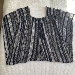 No boundaries black and white print wide leg Palazzo pants. Size XL
